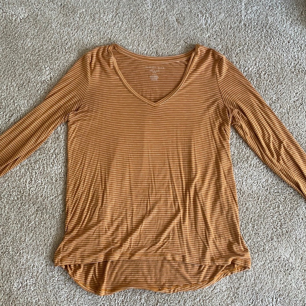 American Eagle top